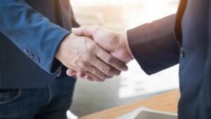 Rachat de fonds de commerce : comment financer l’immatériel ?