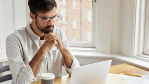 Auto-entrepreneurs : les 3 ans de bilans sont-ils toujours obligatoires ?